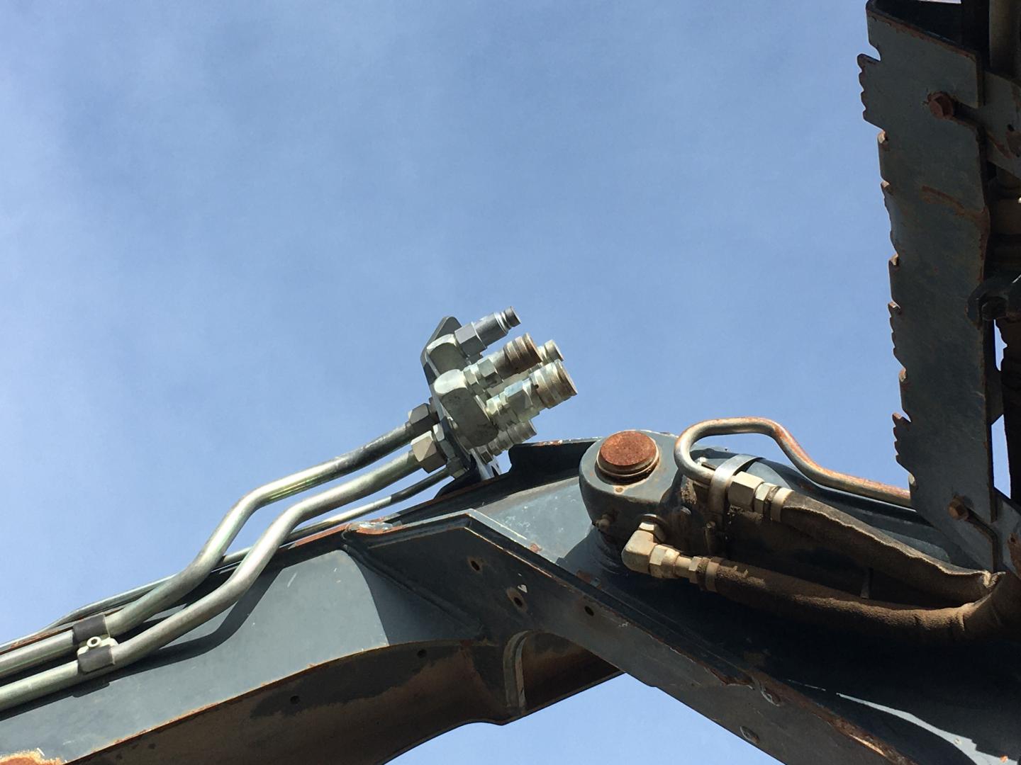 ./imagenes/INVOICE/2019/15040/MINICARGADOR  JOHN DEERE 333D (32).JPG